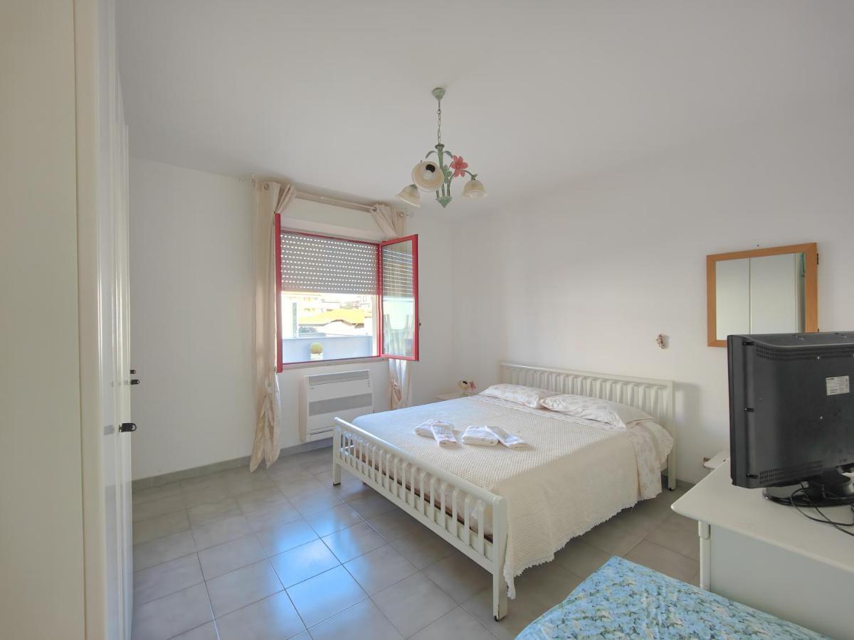 Lucy Penthouse Apartment อาลเกโร ภายนอก รูปภาพ